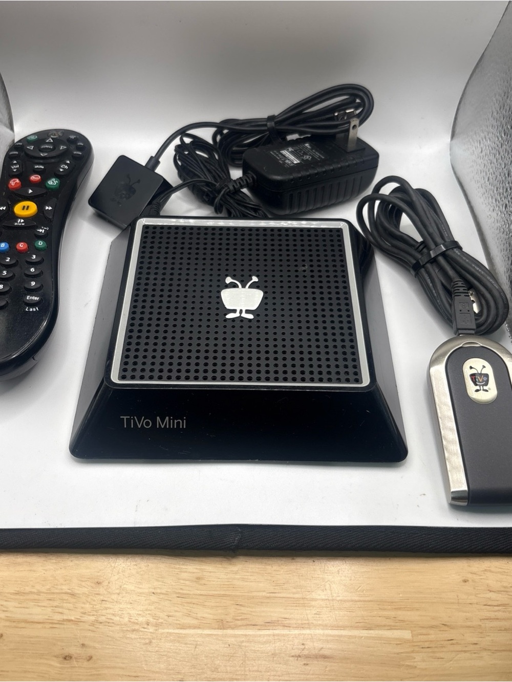 TiVo Mini TCDA92000 with RF remote And Accessories Tested